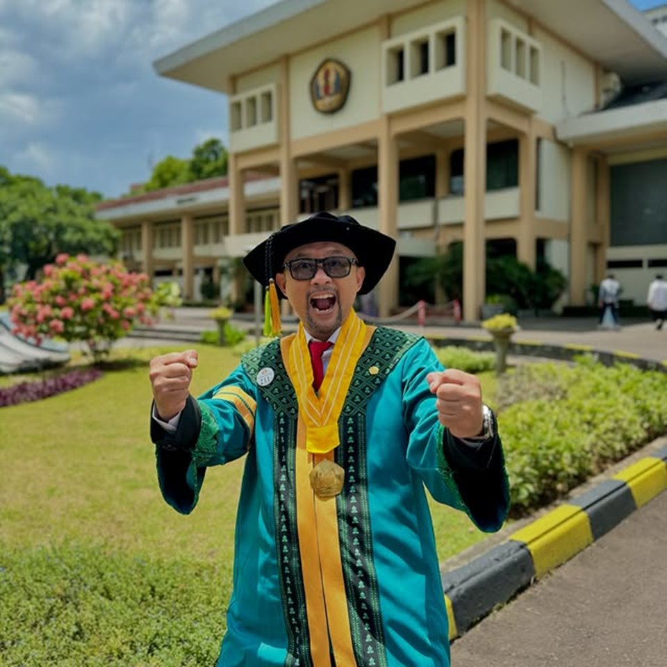Ronald Surapradja [instagram]