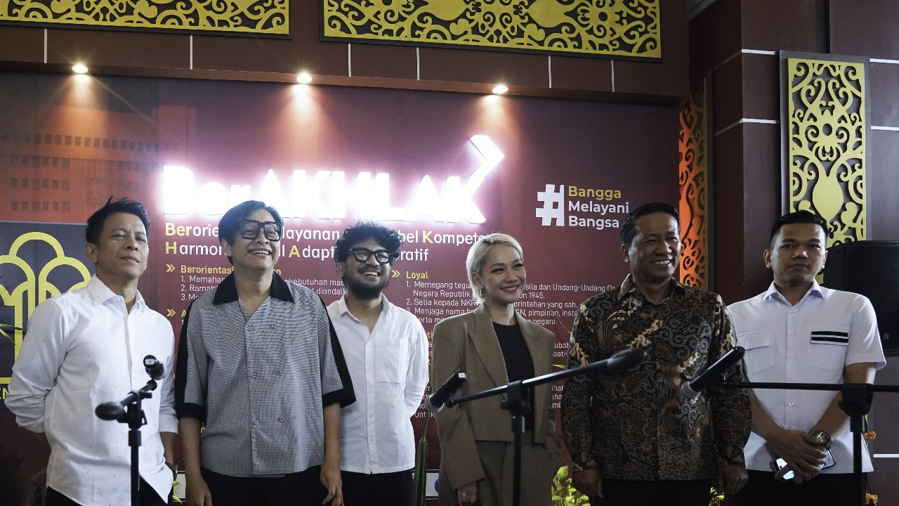Armand Maulana, Ariel, BCL dan Menteri Hukum