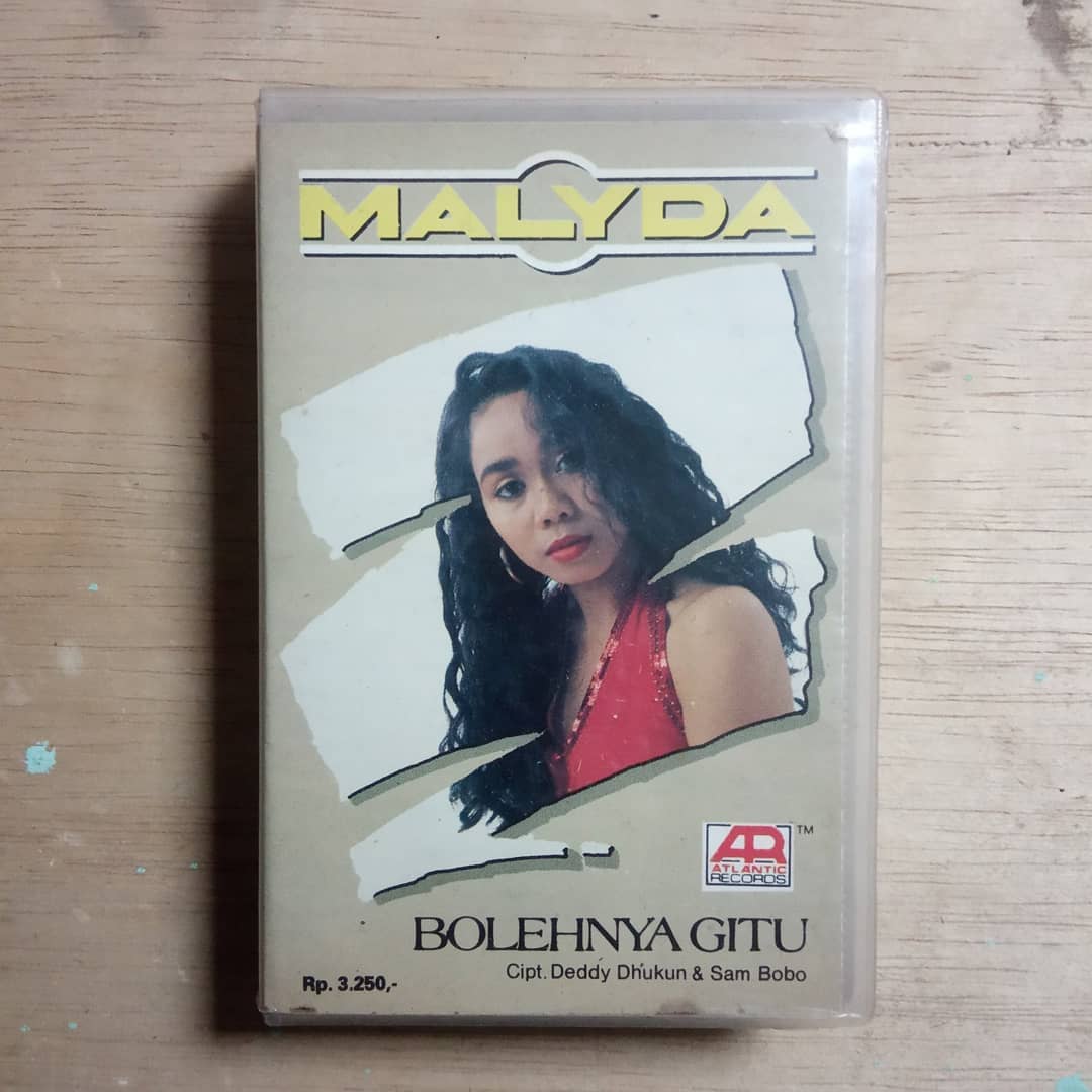 Foto Malyda di cover salah satu albumnya. [Instagram]