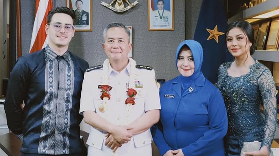 Keluarga Awkarin