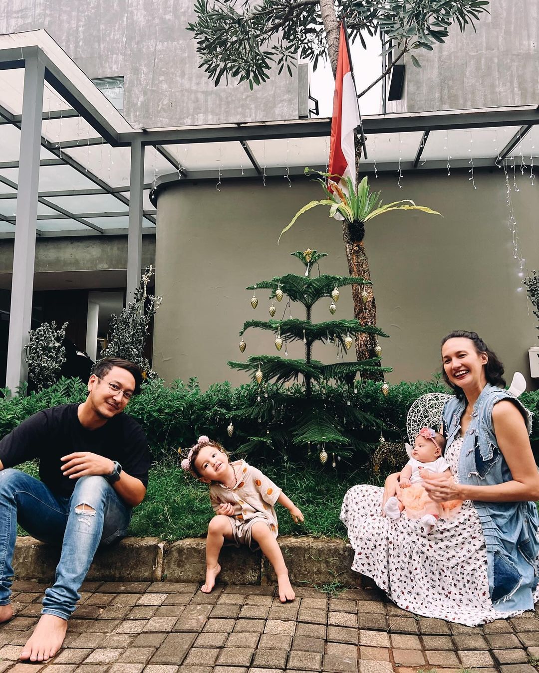 Keluarga Nadine dan Dimas Anggara Instagramnadinelist