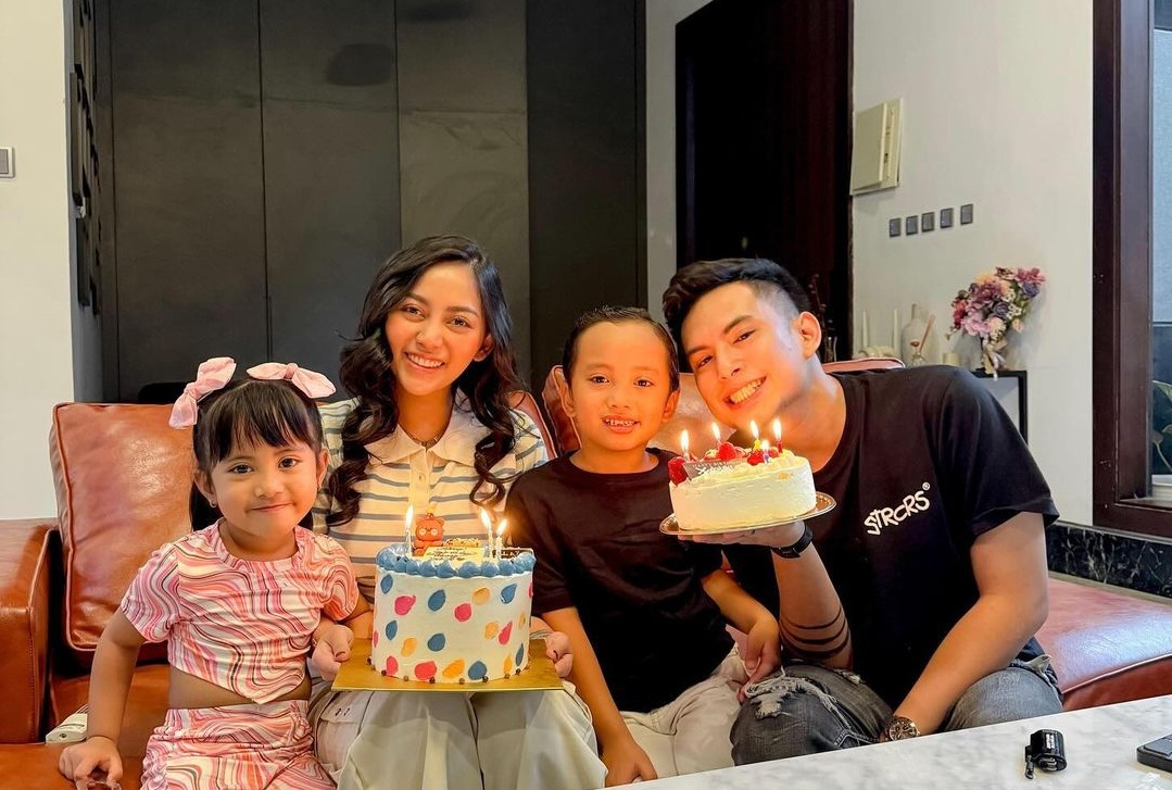 Rachel Vennya bersama mantan suami dan anaknya Instagram