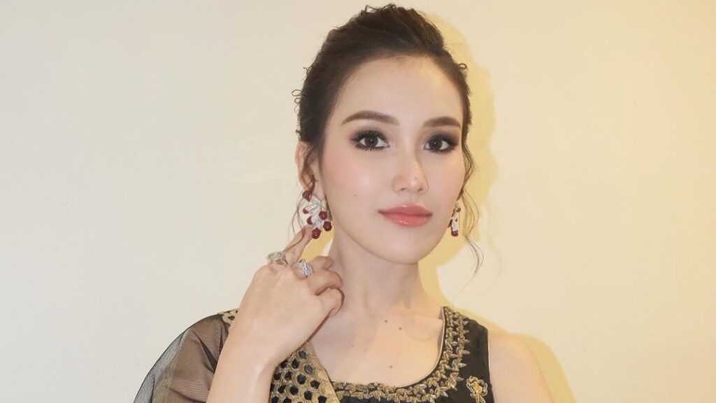 Ayu Ting Ting Instagram