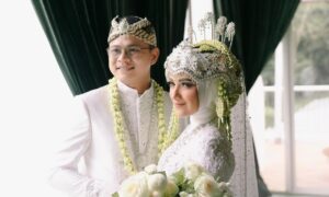 Nadya Mustika Rahayu dan Iqbal Rosadi