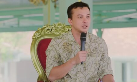 Nicholas Saputra [YouTube]