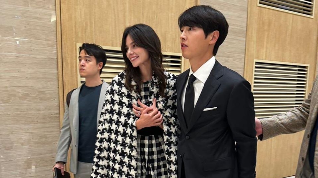 Song Joong Ki dan Istri Instagram