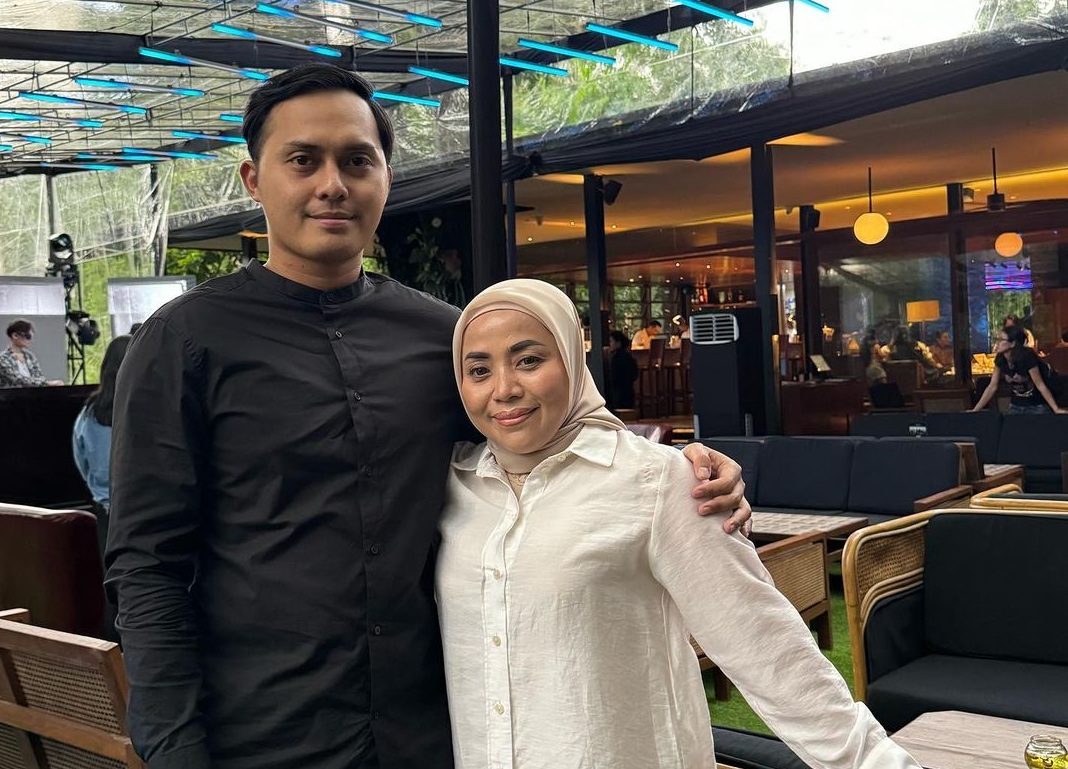 Muzdalifah dan suaminya Fadel Islami Instagram