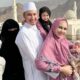 Keluarga Kartika Putri dan Habib Usman bin Yahya