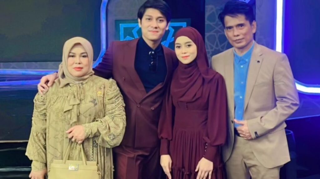 Lesti Kejora bareng Suami dan Ortu Instagram