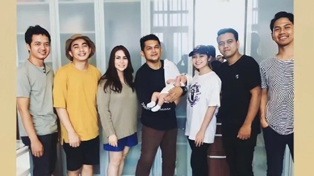 Momo Dikunjungi Roby Satria dan Band Geisha di Malang Instagram