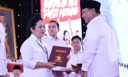 Titiek Soeharto bersama Prabowo Subianto.