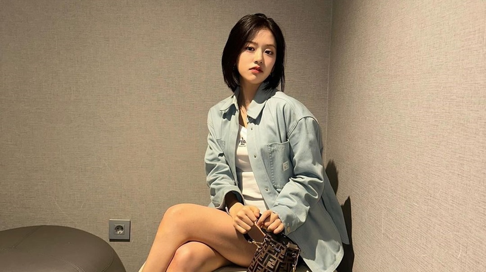 Ahn Yujin IVE Diduga Alami Pelecehan Instagram