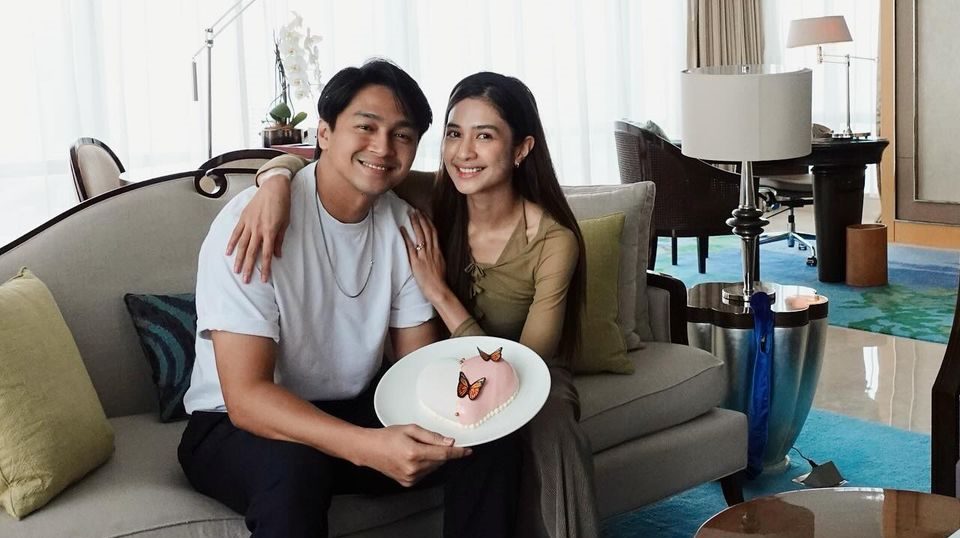 Deva Mahenra dan Mikha Tambayong Instagram