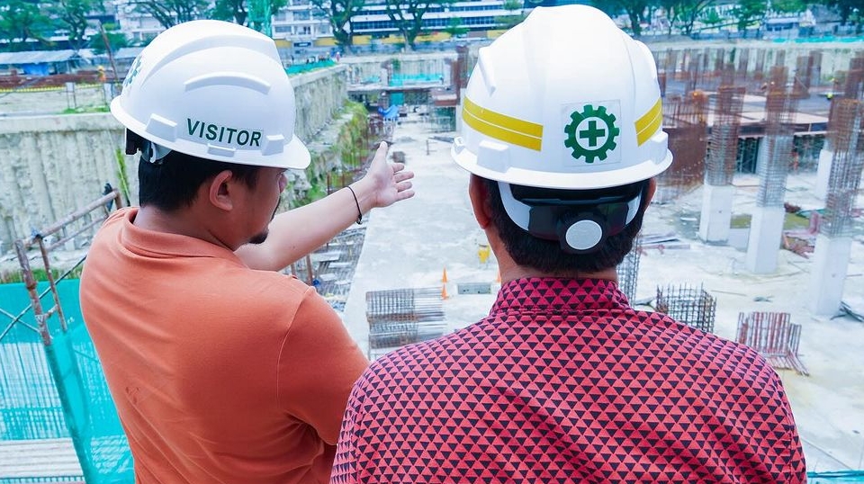 Bobby Nasution Tambah Pekerja Revitalisasi Lapangan Merdeka Medan