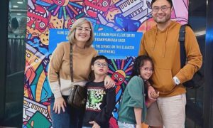 Cynthia Lamusu bersama suami dan anak anak Instagram