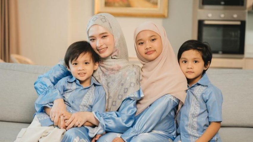 Inara Rusli dan anak anaknya instagram