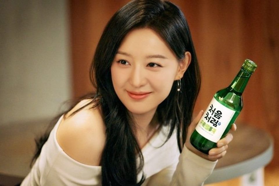 Kim Ji Won untuk Iklan Soju Lotte Chilsung