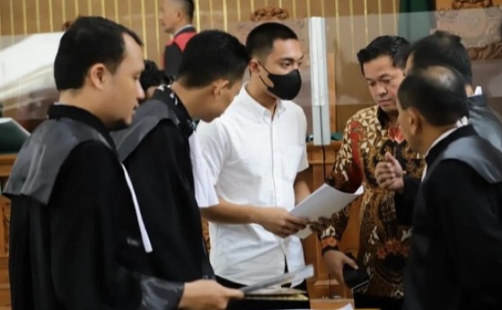 Mario Dandy saat jalani sidang