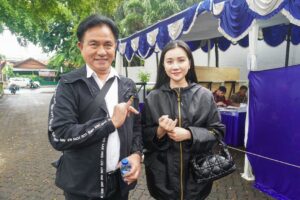 Rika Tolentino Kato dan Yusril Ihza Mahendra Instagram