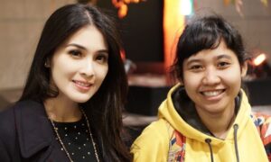 Ratih Asisten Pribadi Sandra Dewi