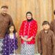 Tika Ramlan bersama suami dan anak-anak [Instagram]