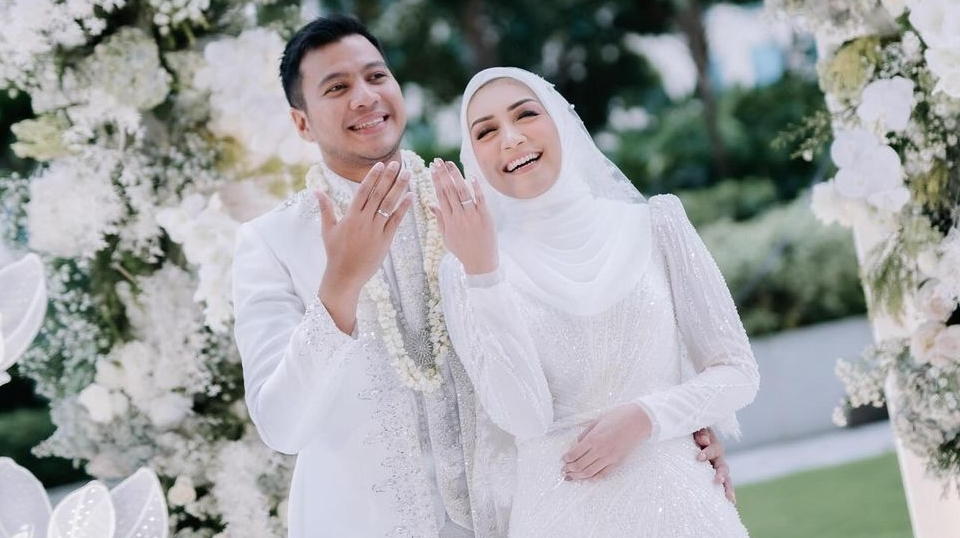 Potret Pernikahan Melody Prima Instagram