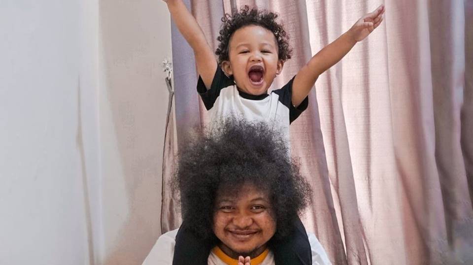 Babe Cabita dan anaknya Bambino