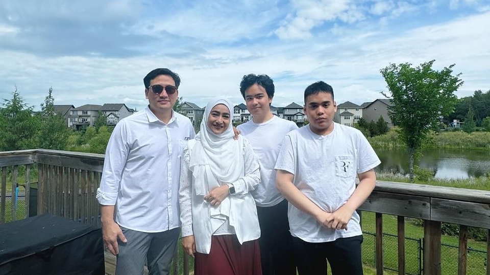 Keluarga Tengku Firmansyah dan Cindy Fatikasari di Kanada Instagram