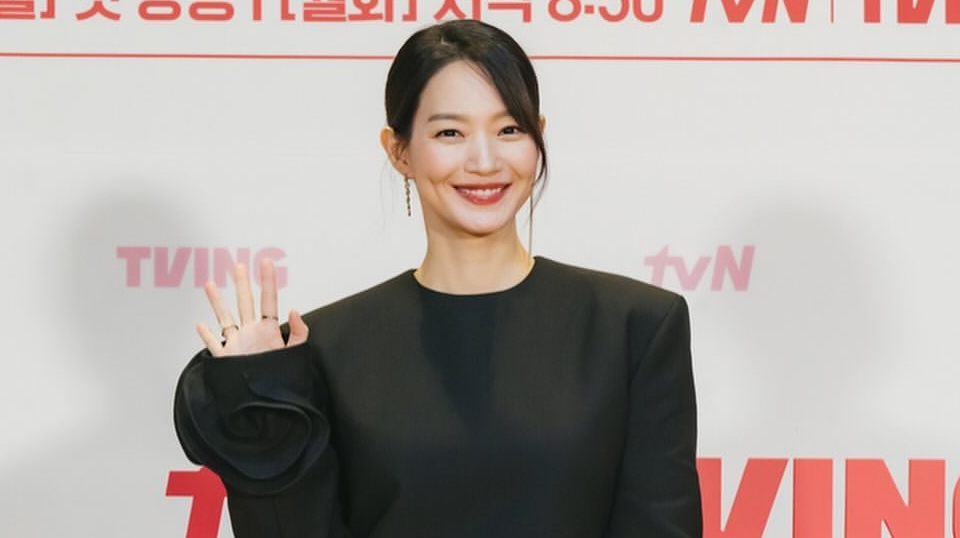 Shin Min Ah di Konferensi Pers Drama Baru tvN