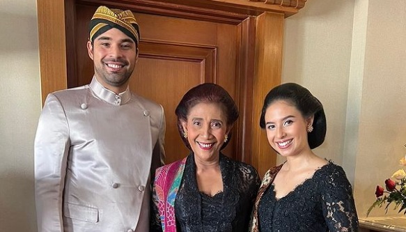 Susi Pudjiastuti bersama anak dan menantunya Instagram