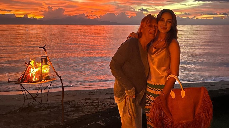 Luna Maya dan Sang Mama Instagram