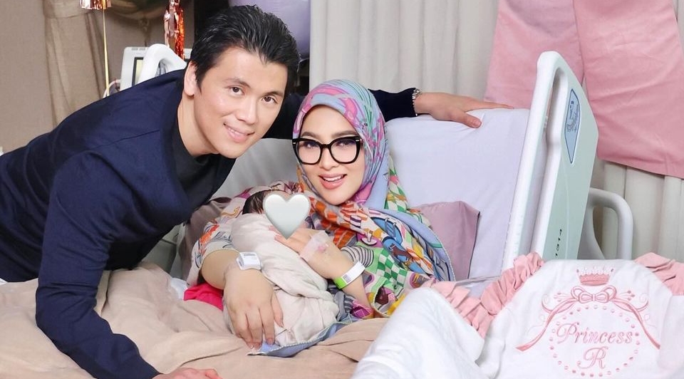 Reino Barack dan Syahrini instagram