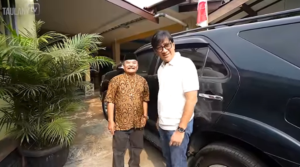 Haji Bolot Buatkan Rumah untuk Anak dan Saudara YouTube