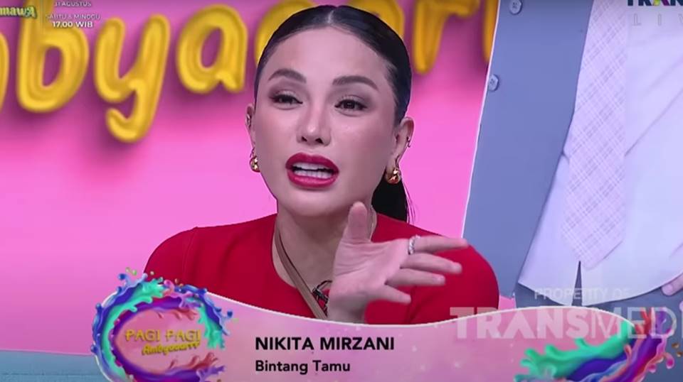 Nikita Mirzani tampil di acara TV instagram