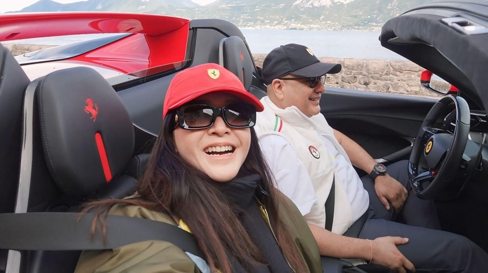 Maia Estianty Irwan Mussry Tur Ferrari di Italia Instagram